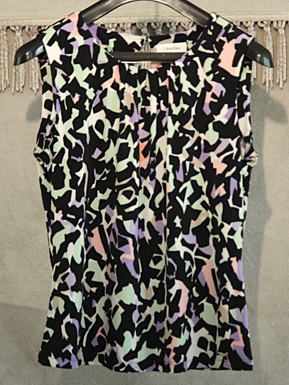 Calvin Klein Abstract Pleated Top - Picture 1 of 2